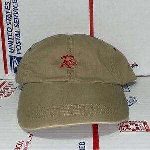 Tan baseball ⚾️ Cap 🧢 dad hat Rea Embroidery ? Brand clothing business unisex